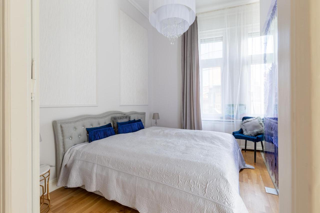 Designer Luxury Home In The Jewish Quarter Budapest Exteriör bild