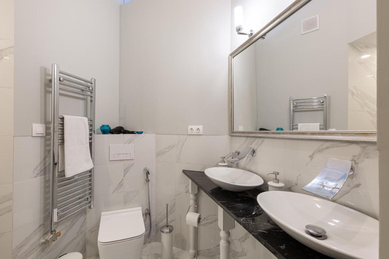 Designer Luxury Home In The Jewish Quarter Budapest Exteriör bild