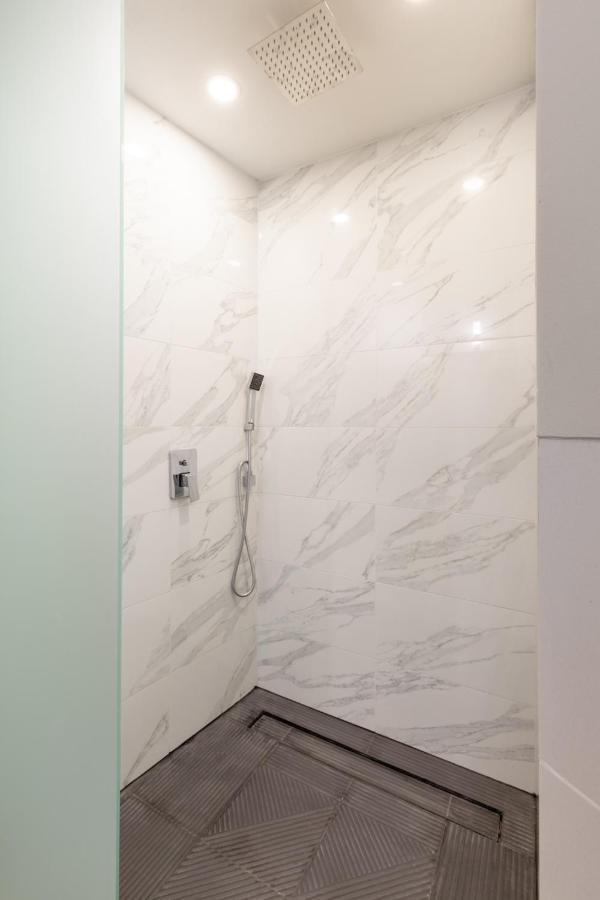 Designer Luxury Home In The Jewish Quarter Budapest Exteriör bild