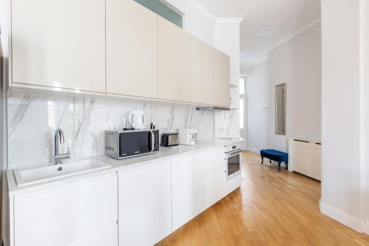 Designer Luxury Home In The Jewish Quarter Budapest Exteriör bild